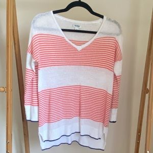 Old navy size medium lightweight sweater